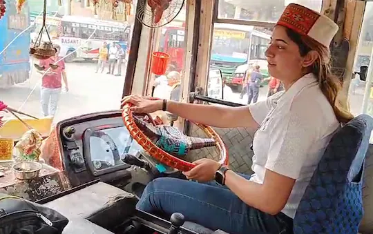 Hamirpur-Women-Driver-Nancy-2024-05-42a59386a776d697cba116f22d893281