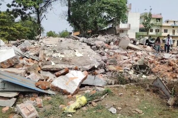 Chhatisgarh हाईकोर्ट के आदेश के बाद नगर निगम ने की कार्रवाई, अब गरीबों के लिए बनेंगे घर,अवैध मदरसे पर चला बुलडोजर madarsa
