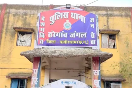 Jewelery and cash looted from bullion businessman 1793169908