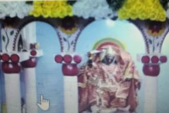 MANDIR ME CHORI