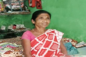 farar mahila aaropi