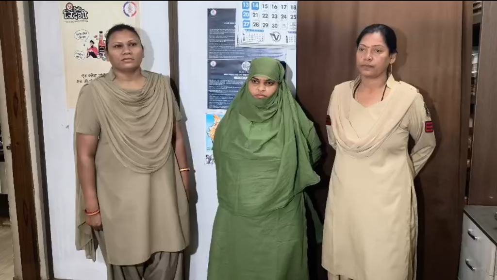 सरकारी रुतबे का भरोसा, करोड़ों के गहने गायब! रायपुर में 1.88 करोड़ की ज्वेलरी ठगी का खुलासा 2 image 2